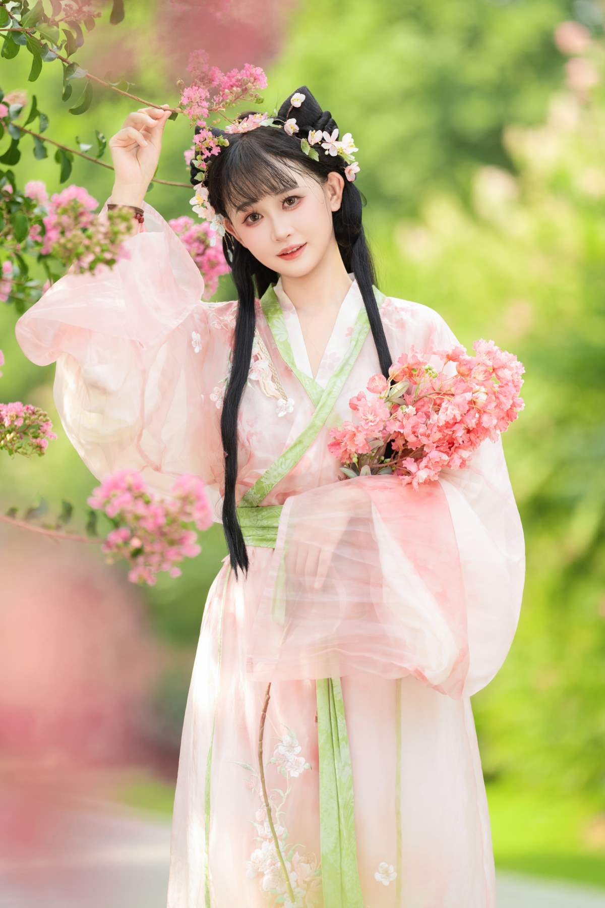 [YITUYU艺图语]2025.08.28 紫薇花开 湫一只岁岁