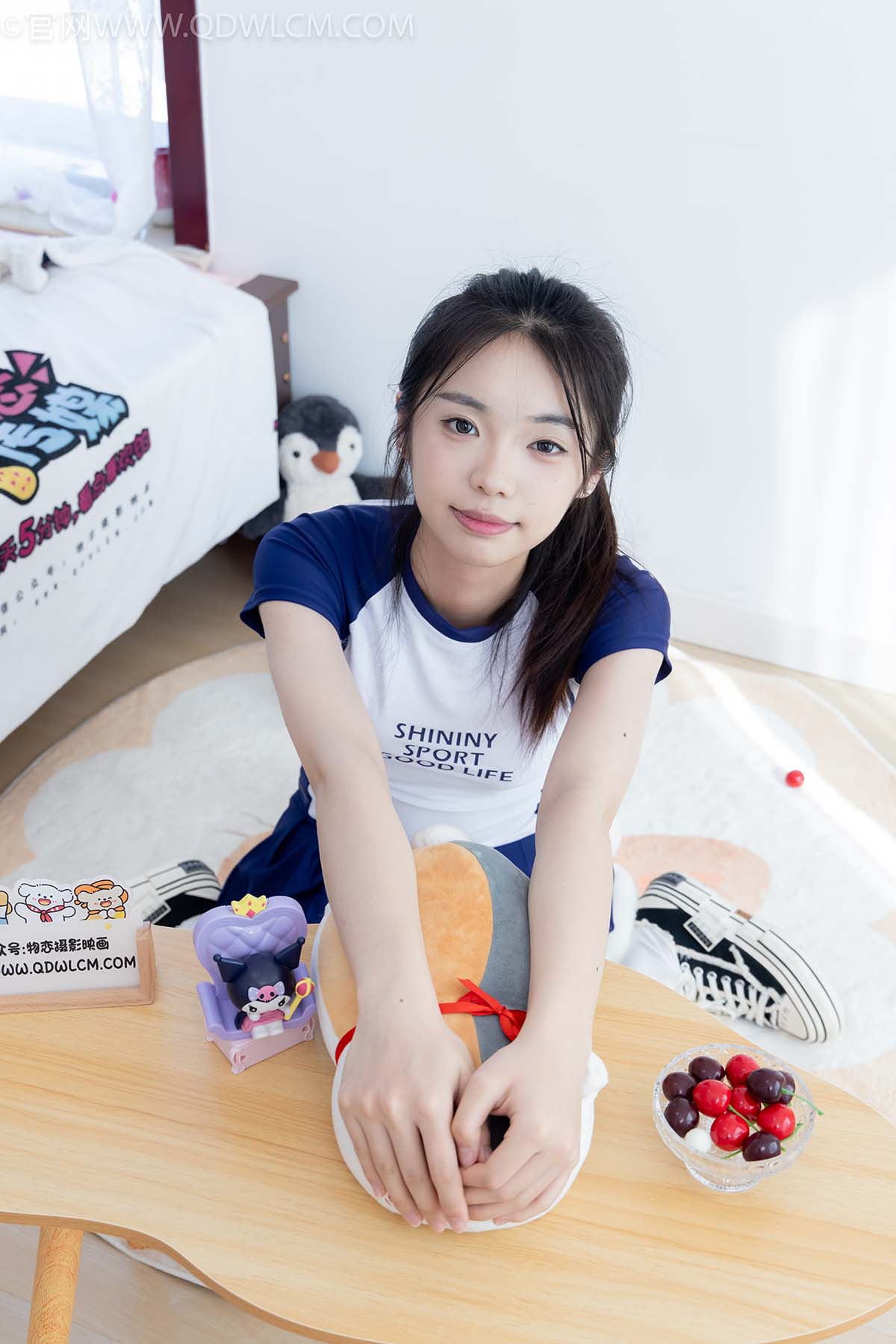 物恋传媒 NO.2596 青提-帆布鞋、白棉袜、薄肉丝 预览图 - 2 物恋传媒 NO.2596 青提-帆布鞋、白棉袜、薄肉丝 预览图 - 2