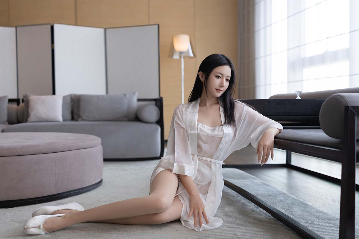 秀人名模鱼子酱Fish《奶浴》写真 预览图 - 1 秀人名模鱼子酱Fish《奶浴》写真 预览图 - 1