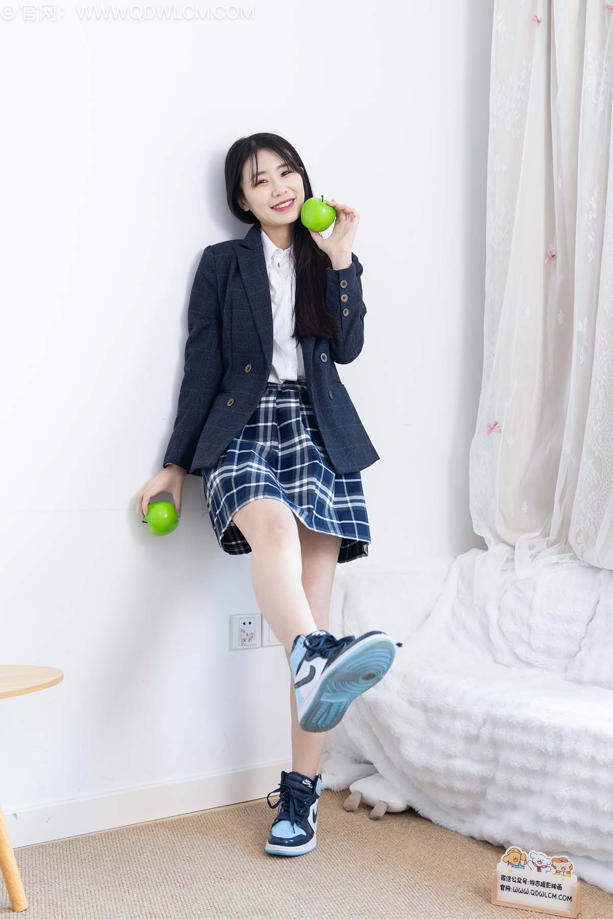 物恋传媒 NO.2630 菜菜-皮鞋、薄灰丝、裸足、jk制服 预览图 - 1 物恋传媒 NO.2630 菜菜-皮鞋、薄灰丝、裸足、jk制服 预览图 - 1