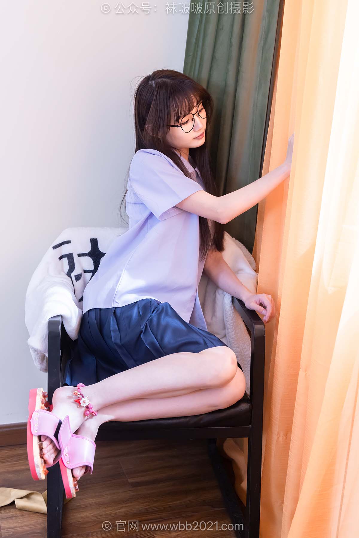 [BoBoSocks袜啵啵]NO.661 甜甜圈-按摩拖鞋、白棉袜、裸足、jk制服