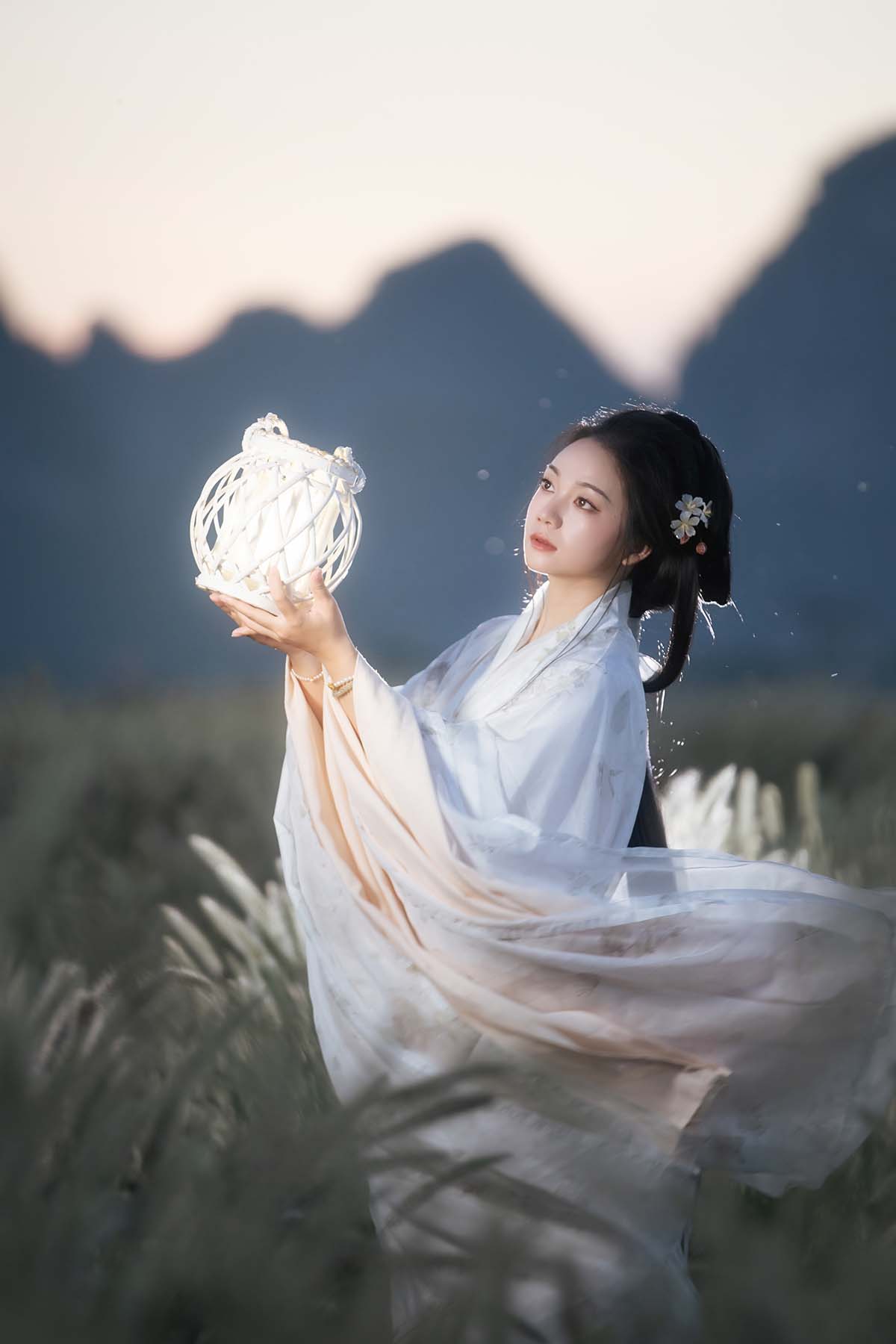 [YITUYU艺图语]2025.10.30 神谕 秋哒哒–