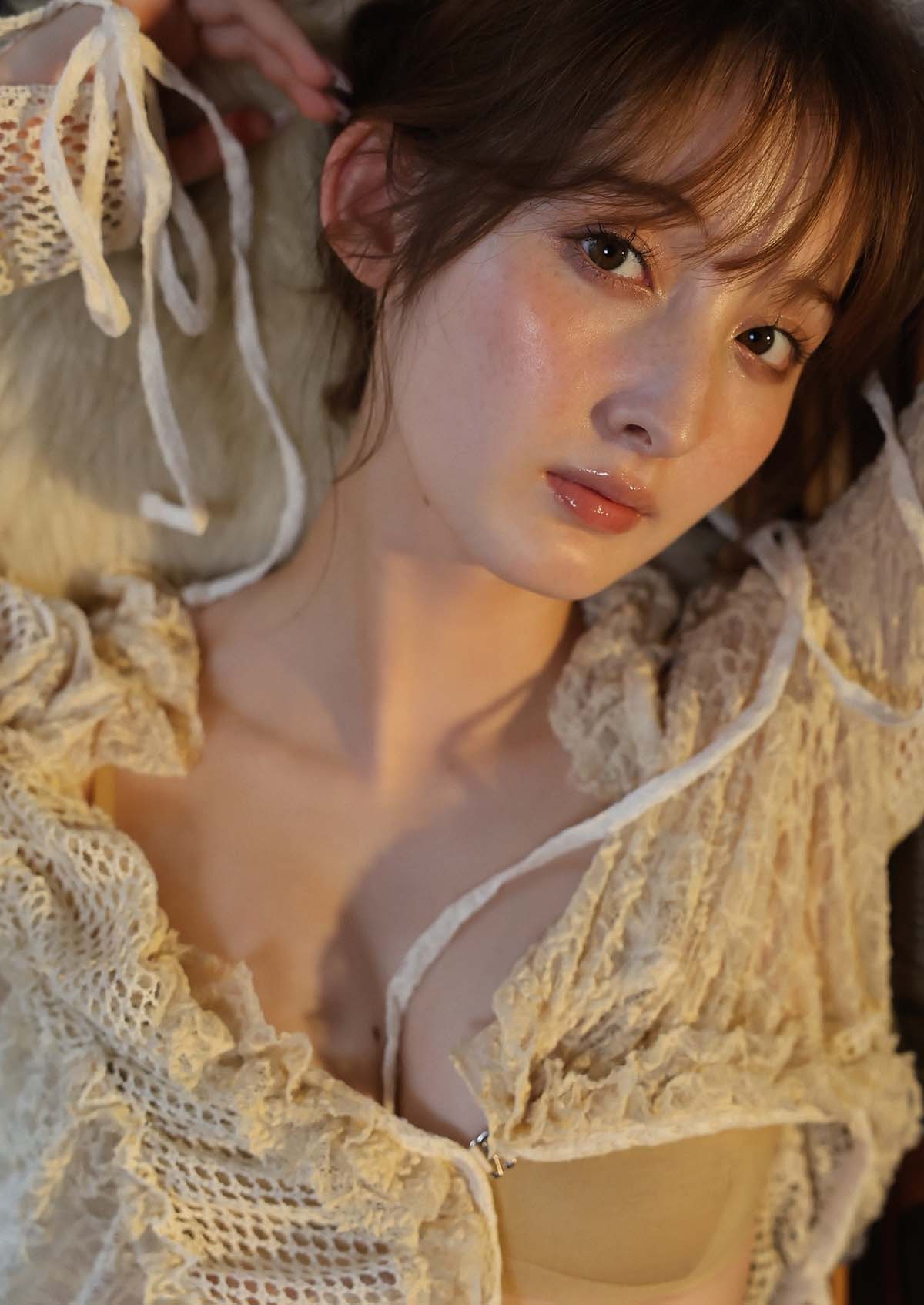 菜那セシル写真集 Sweet and Bitter. 预览图 - 2 菜那セシル写真集 Sweet and Bitter. 预览图 - 2