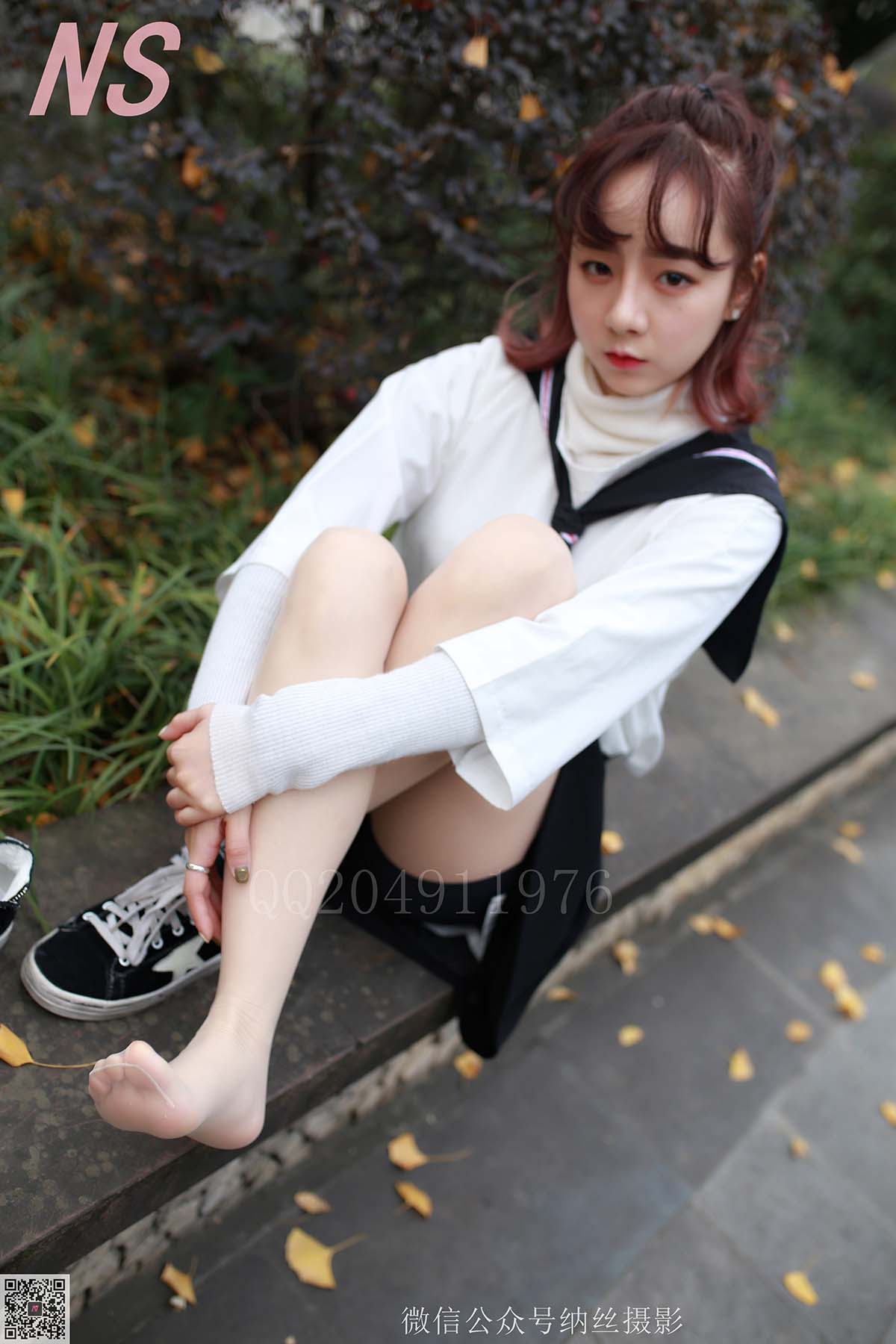 [纳丝摄影]然然 大学校园丝袜美足 预览图 - 2