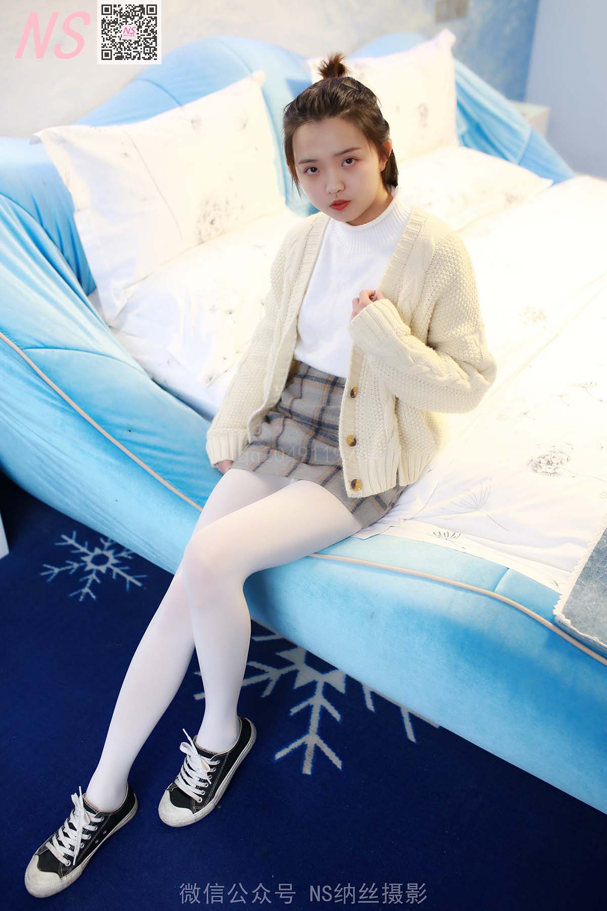 [纳丝摄影]杉杉 双丝袜无内