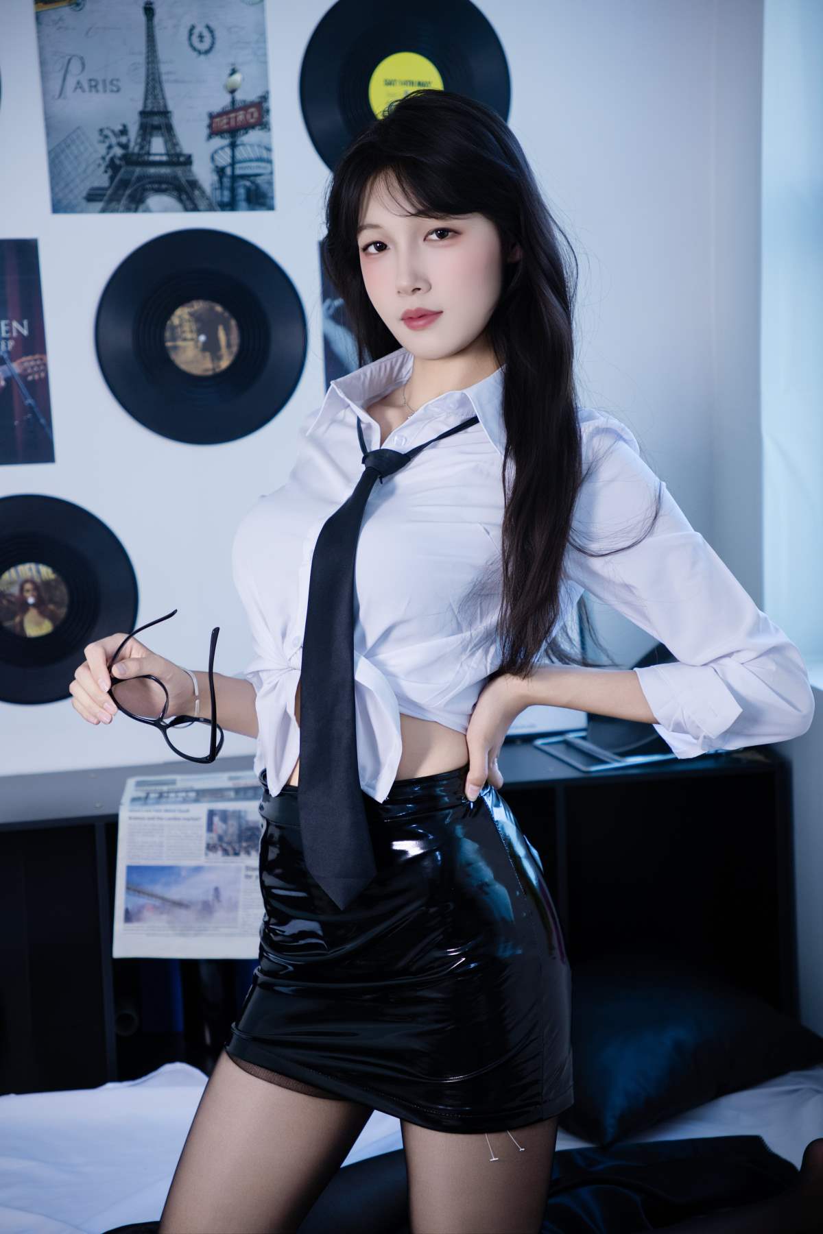 [YITUYU艺图语]2025.12.11 清冷辣妹