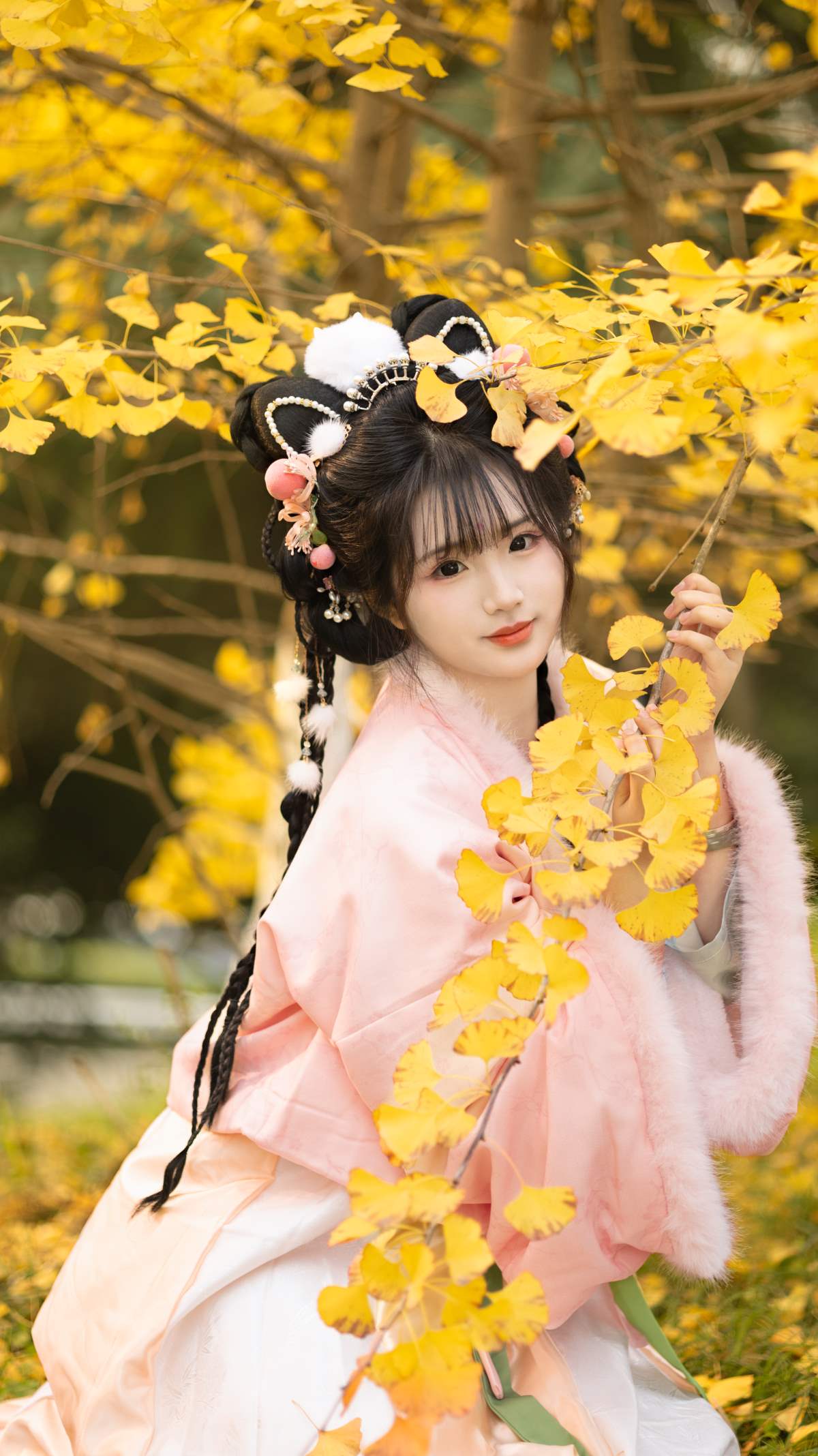 [YITUYU艺图语]2025.12.13 秋天的黄是银杏叶的黄