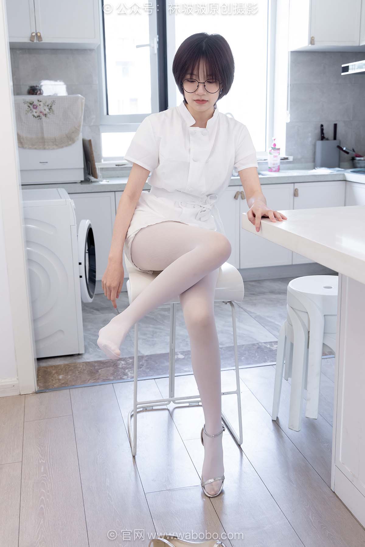 [BoBoSocks袜啵啵]NO.702 小甜豆-高跟凉鞋、厚白丝、护士服