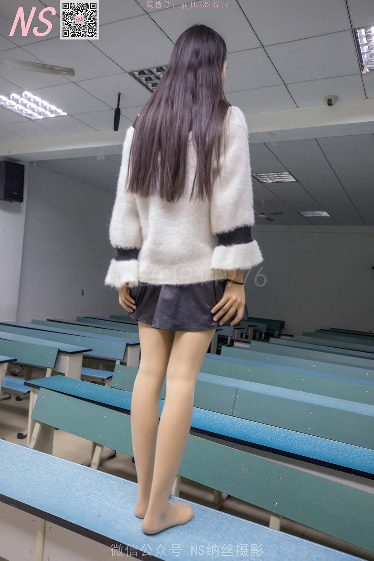 [纳丝摄影]雨佳的丝袜学记 预览图 - 2