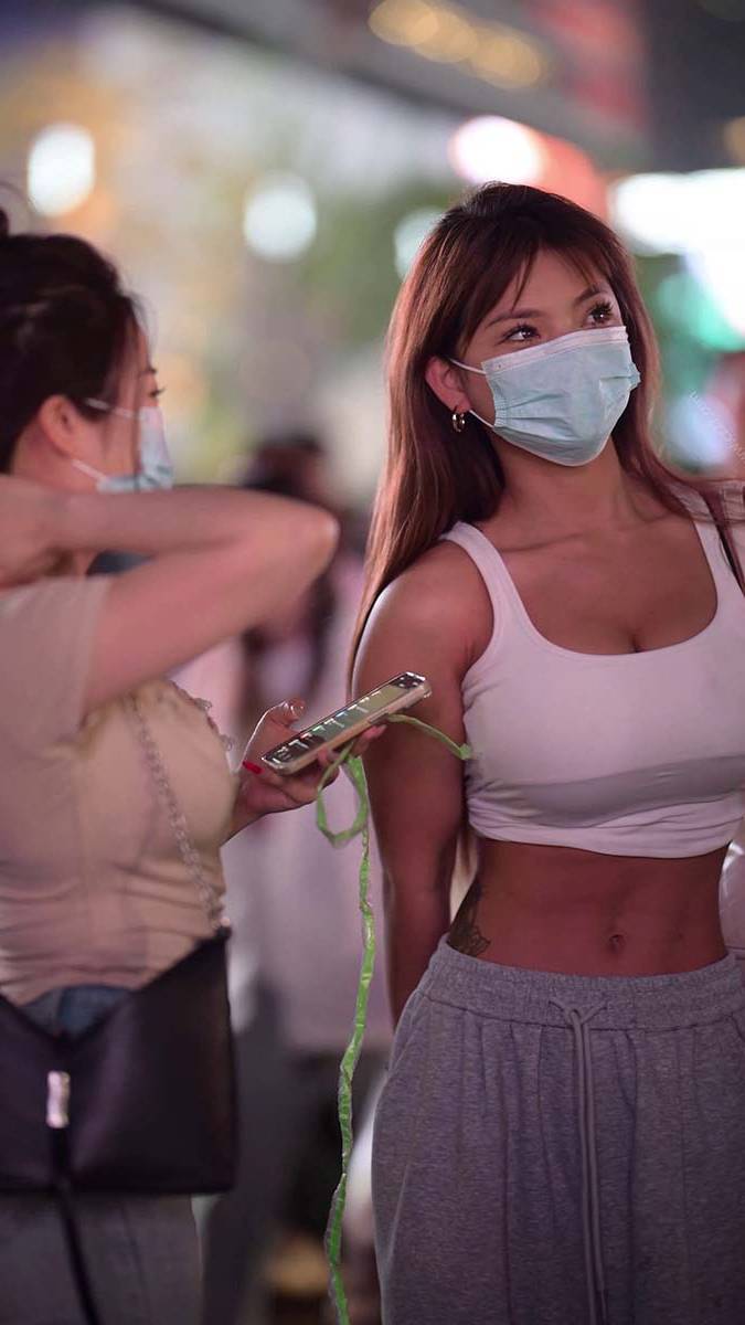 橙子摄影 – 街边丰腴美女(下) 预览图 - 2 橙子摄影 – 街边丰腴美女(下) 预览图 - 2