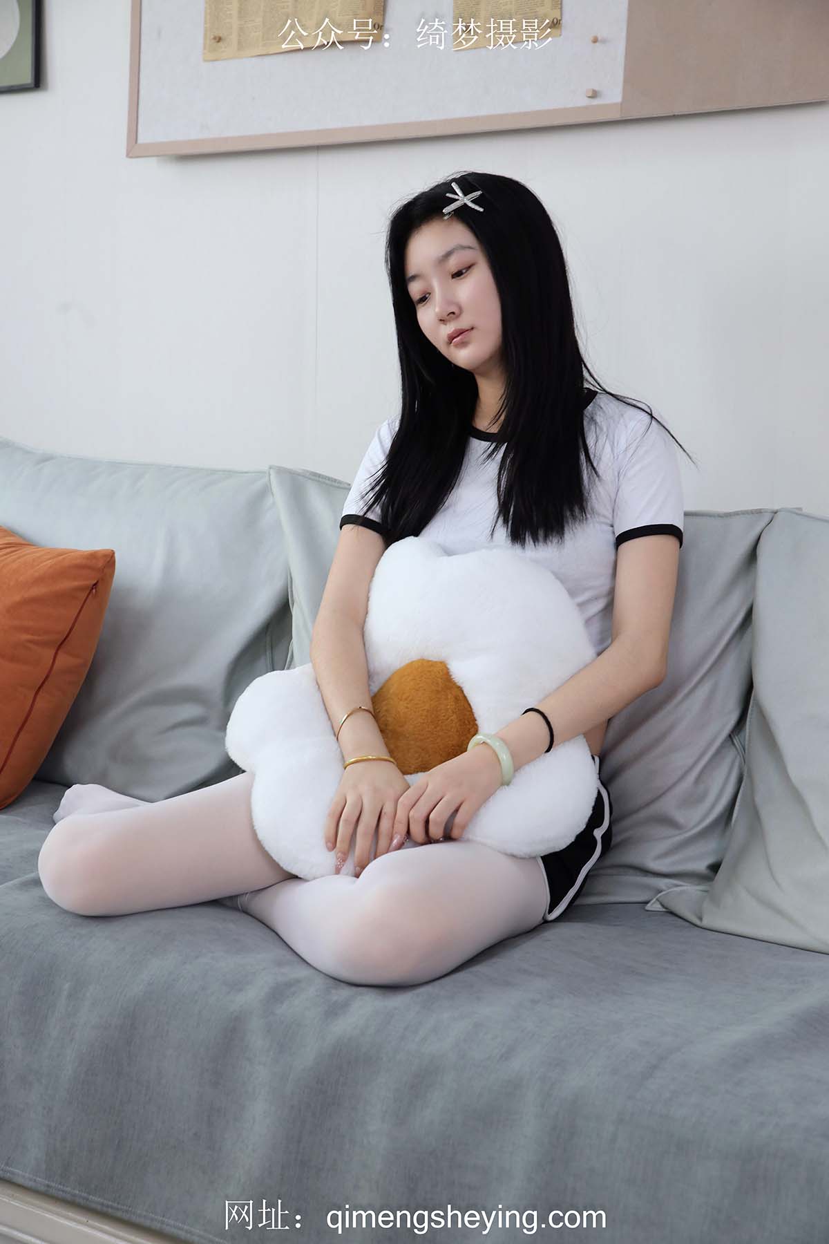 绮梦摄影 2025.03.20 NO.208 小冉 珍藏无修无水印版 预览图 - 2 绮梦摄影 2025.03.20 NO.208 小冉 珍藏无修无水印版 预览图 - 2