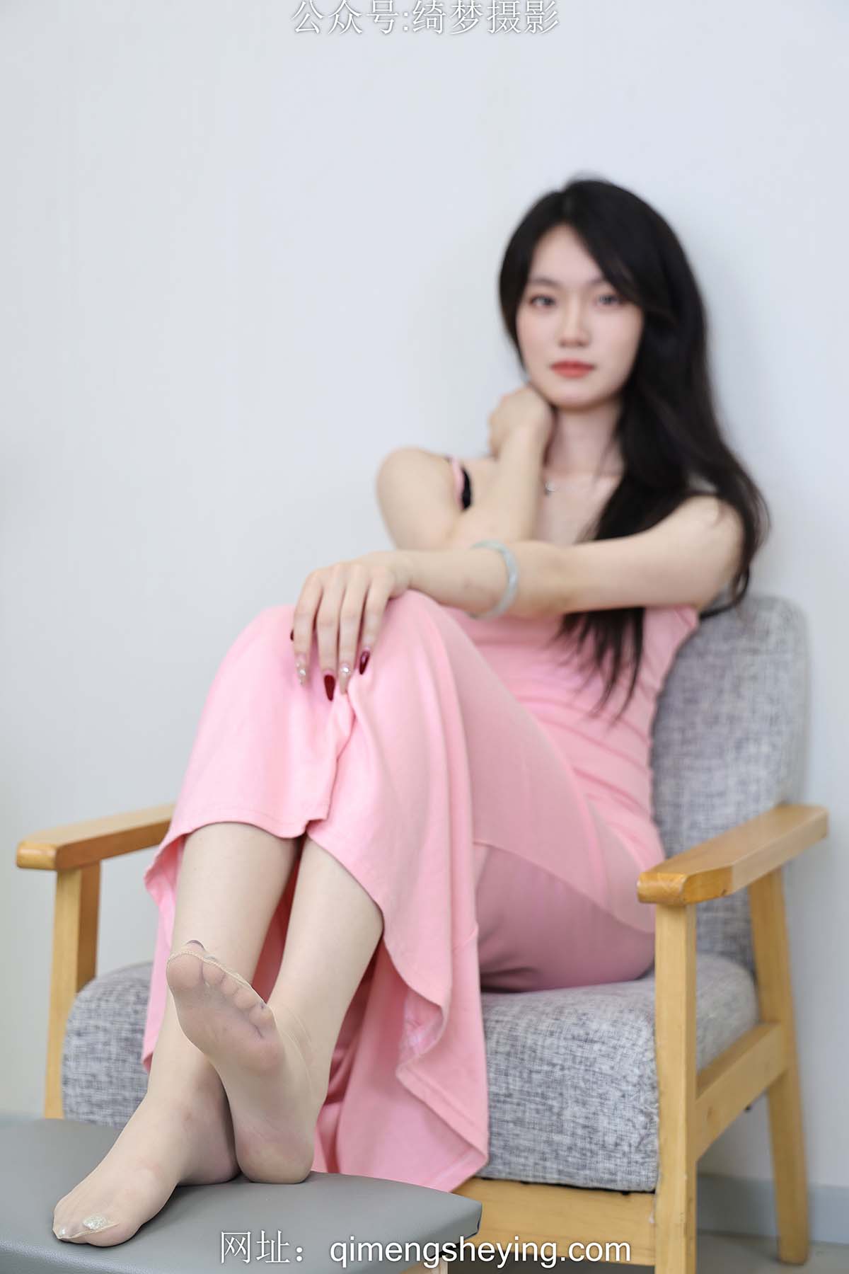 绮梦摄影 2026.06.16 NO.659 小艺 珍藏无修无水印版 预览图 - 2 绮梦摄影 2026.06.16 NO.659 小艺 珍藏无修无水印版 预览图 - 2