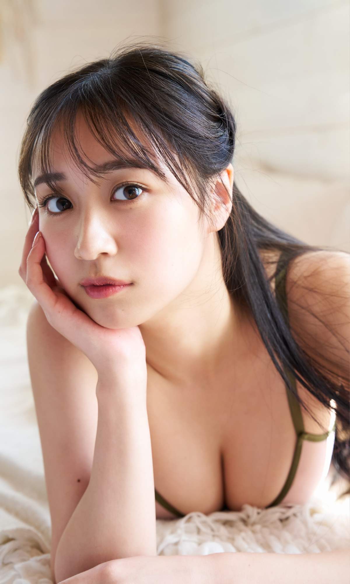 溝端葵 – ガチでブレイクする5秒前 预览图 - 2 溝端葵 – ガチでブレイクする5秒前 预览图 - 2
