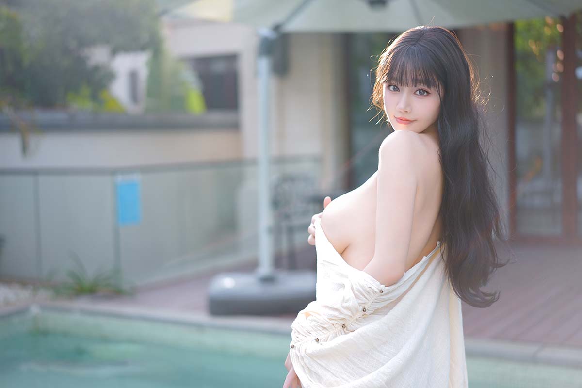 朱可儿 – 三亚泳池白袍 预览图 - 2 朱可儿 – 三亚泳池白袍 预览图 - 2
