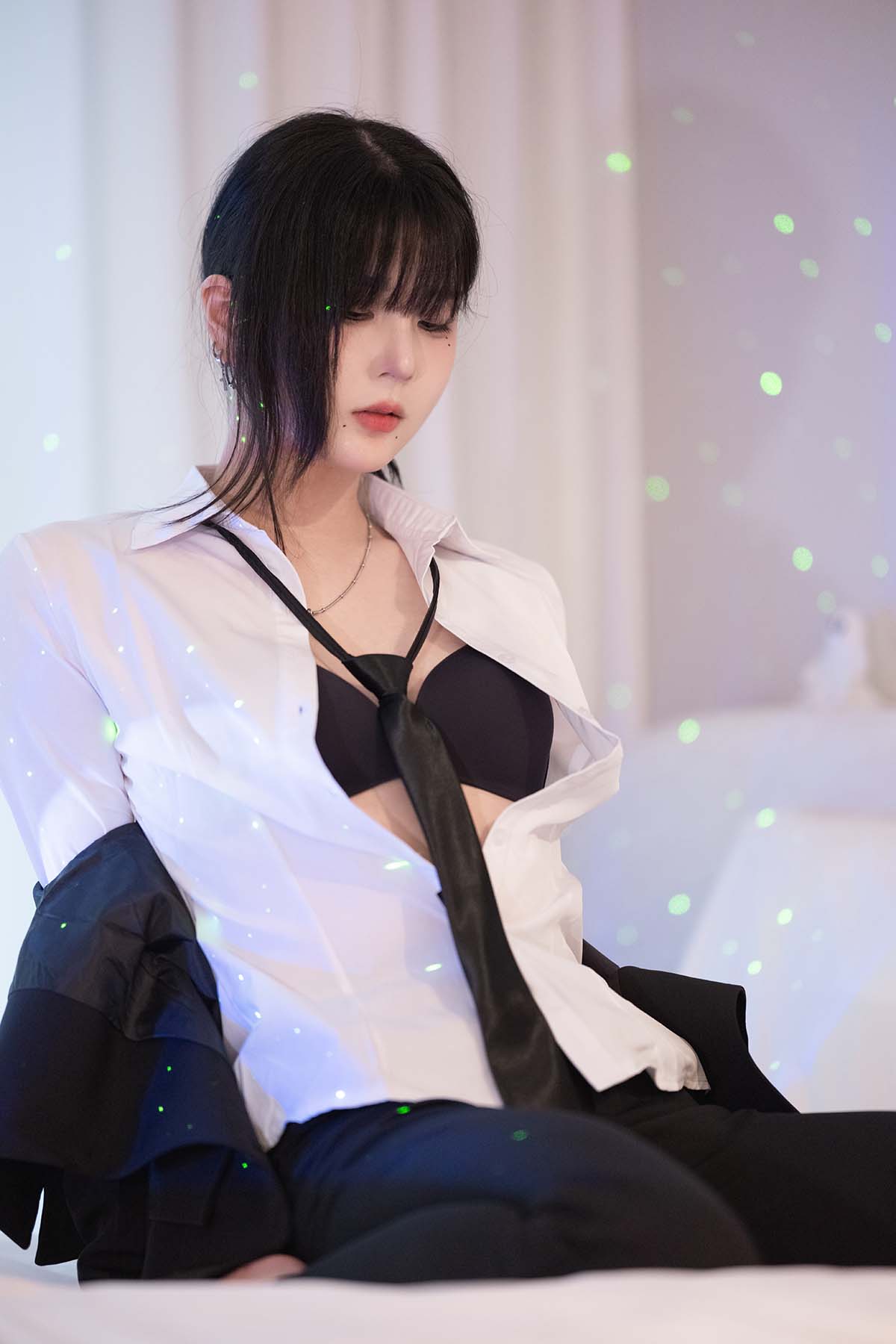 姜仁卿 Kang In-kyung – Halloween 预览图 - 1 姜仁卿 Kang In-kyung – Halloween 预览图 - 1