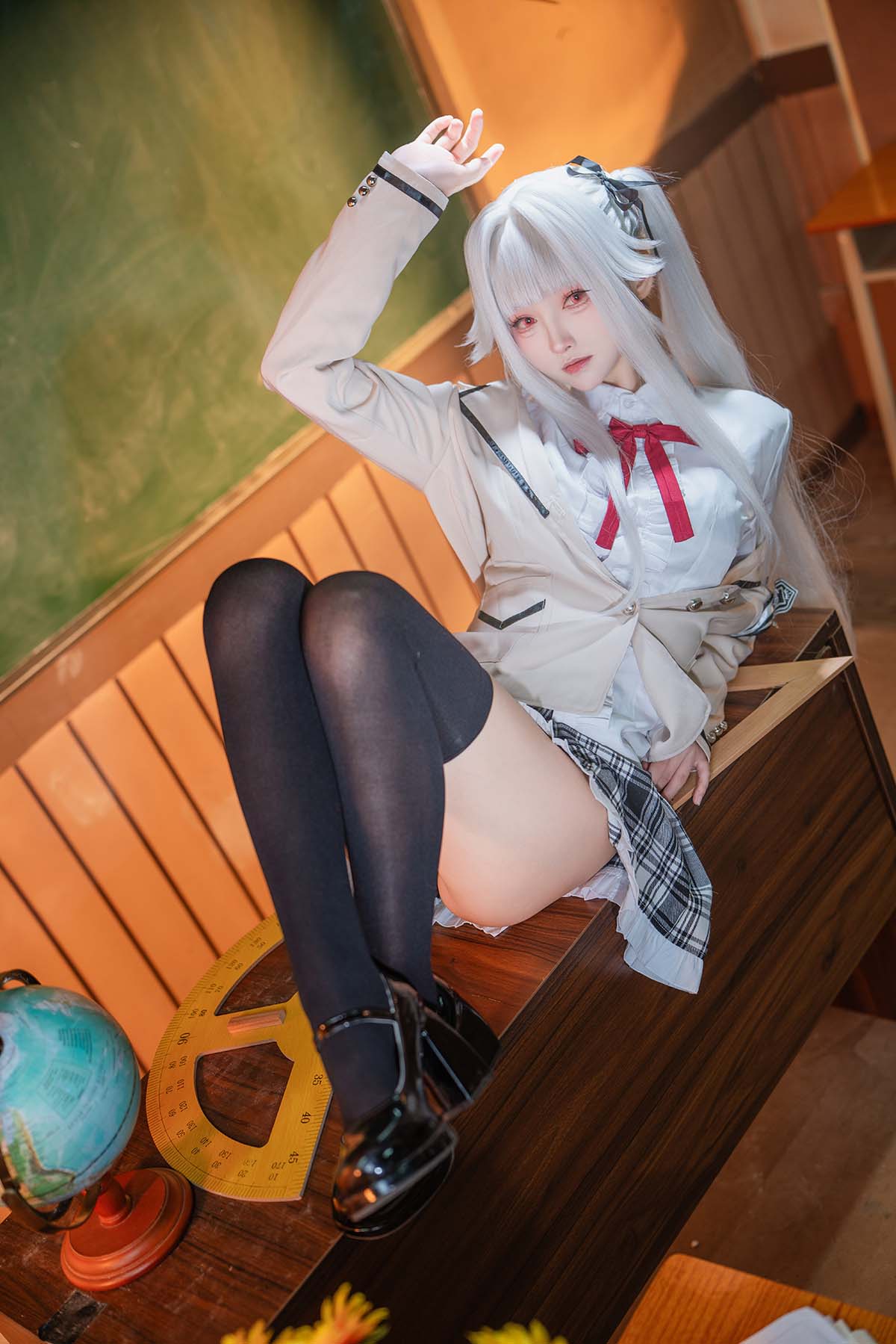 大大卷卷小卷 – 美少女万华镜 校服 预览图 - 2 大大卷卷小卷 – 美少女万华镜 校服 预览图 - 2