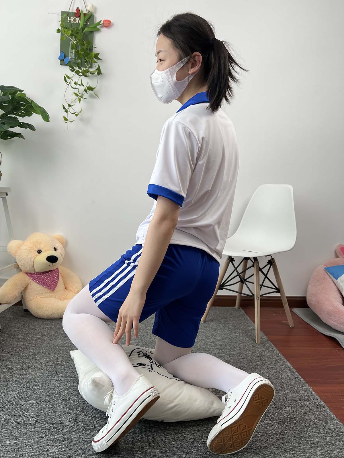 三禾摄影 NO.090 校服 白丝 帆布鞋 预览图 - 2 三禾摄影 NO.090 校服 白丝 帆布鞋 预览图 - 2
