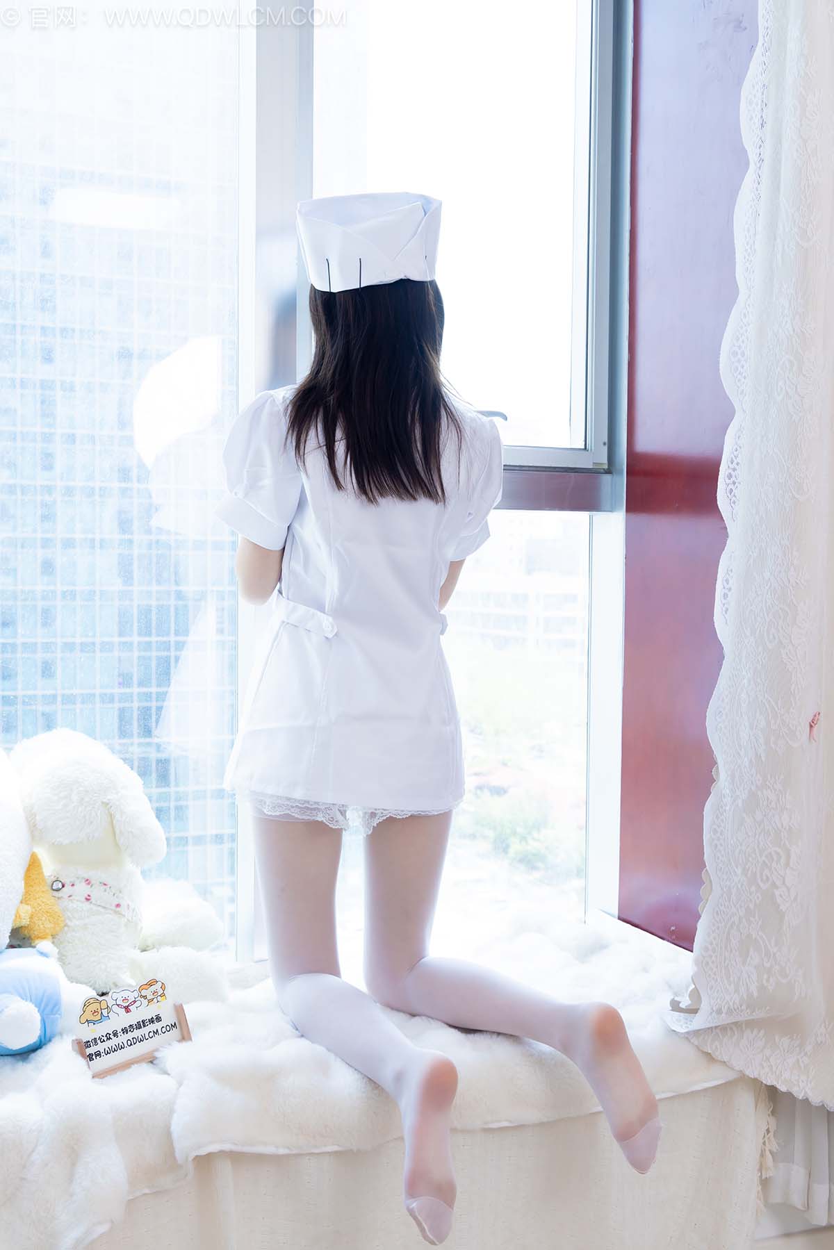 物恋传媒 NO.2826 泡泡-凉鞋、薄白丝、护士服 预览图 - 2 物恋传媒 NO.2826 泡泡-凉鞋、薄白丝、护士服 预览图 - 2
