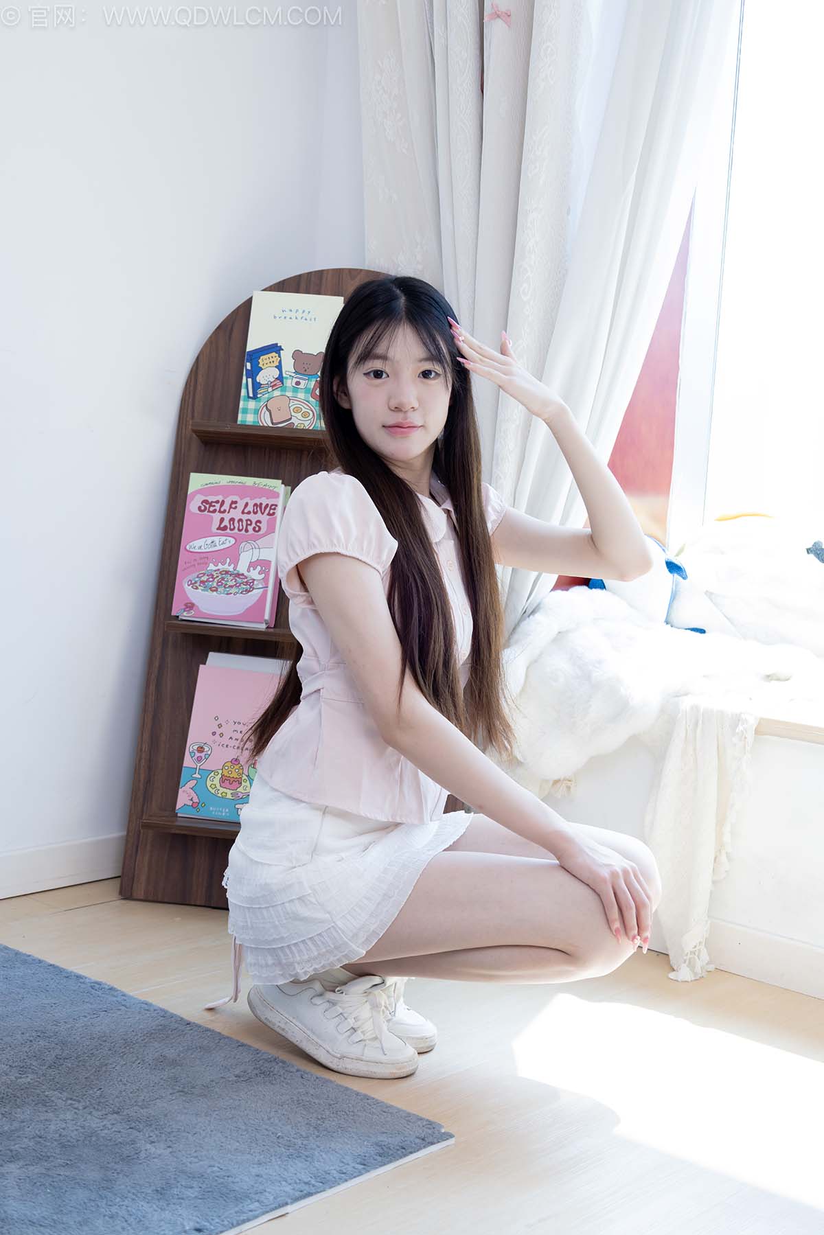 物恋传媒 NO.2831 晚舟-板鞋、奶白色棉袜、裸足 预览图 - 1 物恋传媒 NO.2831 晚舟-板鞋、奶白色棉袜、裸足 预览图 - 1